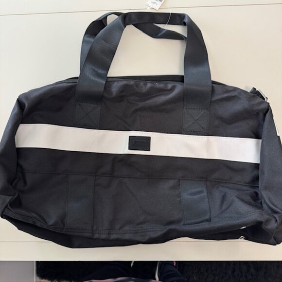 NWT 2017 Victoria's Secret PINK Duffle Gym Tote Bag, Black w/PINK Logo - Picture 1 of 9